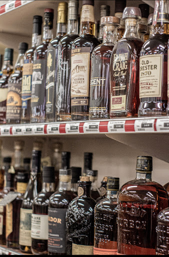 Liquor Store «South End Liquors», reviews and photos, 1755 S Main St, Fall River, MA 02724, USA