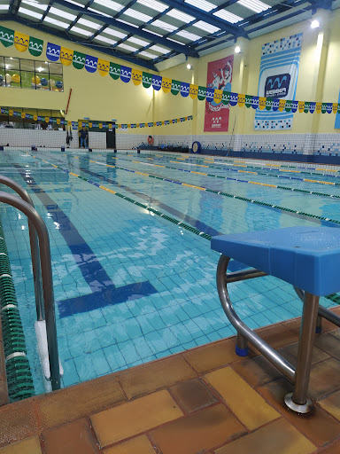 Escola de natação Curitiba
