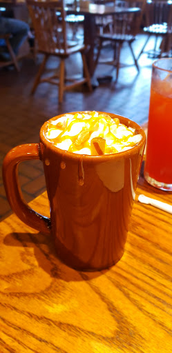 American Restaurant «Cracker Barrel Old Country Store», reviews and photos, 6055 Som Center Rd, Willoughby, OH 44094, USA