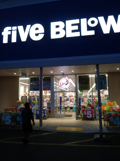 Clothing Store «Old Navy», reviews and photos, 697 Hillside Avenue, New Hyde Park, NY 11040, USA