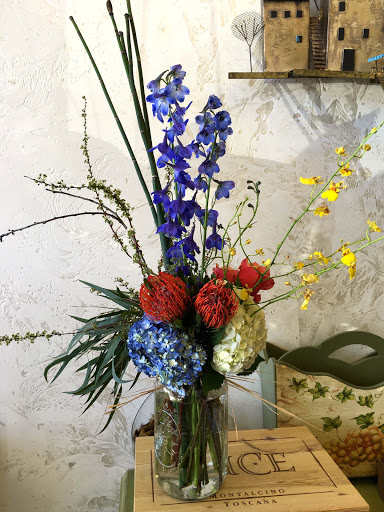 Florist «DTC Custom Floral», reviews and photos, 9555 E Arapahoe Rd # 15, Greenwood Village, CO 80112, USA