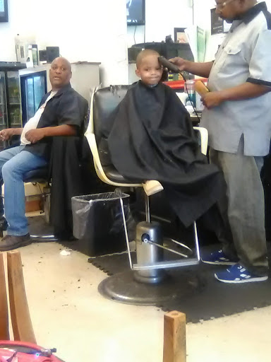 Barber Shop «Q Cuts Barber Shop», reviews and photos, 550 S Church St # 2, Spartanburg, SC 29306, USA