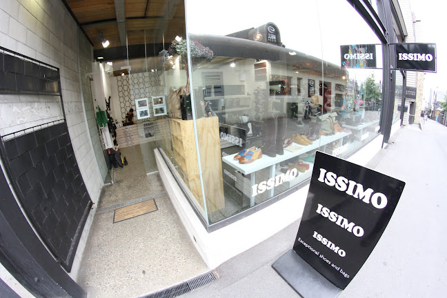 Issimo Shoes - Queenstown Shoes