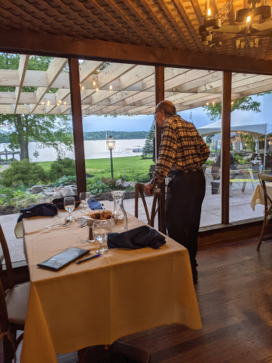 Fine Dining Restaurant «The Oaks Lakeside Restaurant», reviews and photos, 5878 Longacre Ln, Chippewa Lake, OH 44215, USA