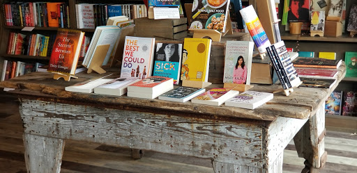 Book Store «Bookbug - An Independent Bookstore for All Ages», reviews and photos, 3019 Oakland Dr, Kalamazoo, MI 49008, USA