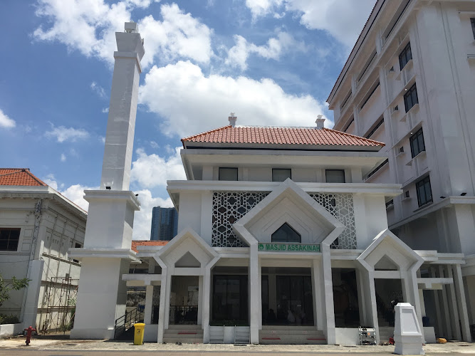 Masjid As Sakinah Alun Alun Surabaya