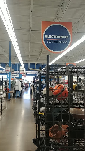 Thrift Store «7th & Bell Goodwill Retail Store & Donation Center», reviews and photos, 17037 N 7th Ave, Phoenix, AZ 85023, USA