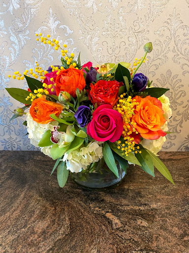 Florist «Fleur De Lis Florists», reviews and photos, 6588 Quinton Ln, Tujunga, CA 91042, USA