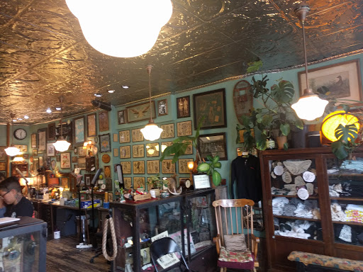 Tattoo Shop «East River Tattoo», reviews and photos, 1047 Manhattan Ave, Brooklyn, NY 11222, USA