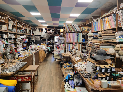 Fabric Store «Broadway Silk Store», reviews and photos, 35-11 Broadway, Astoria, NY 11106, USA