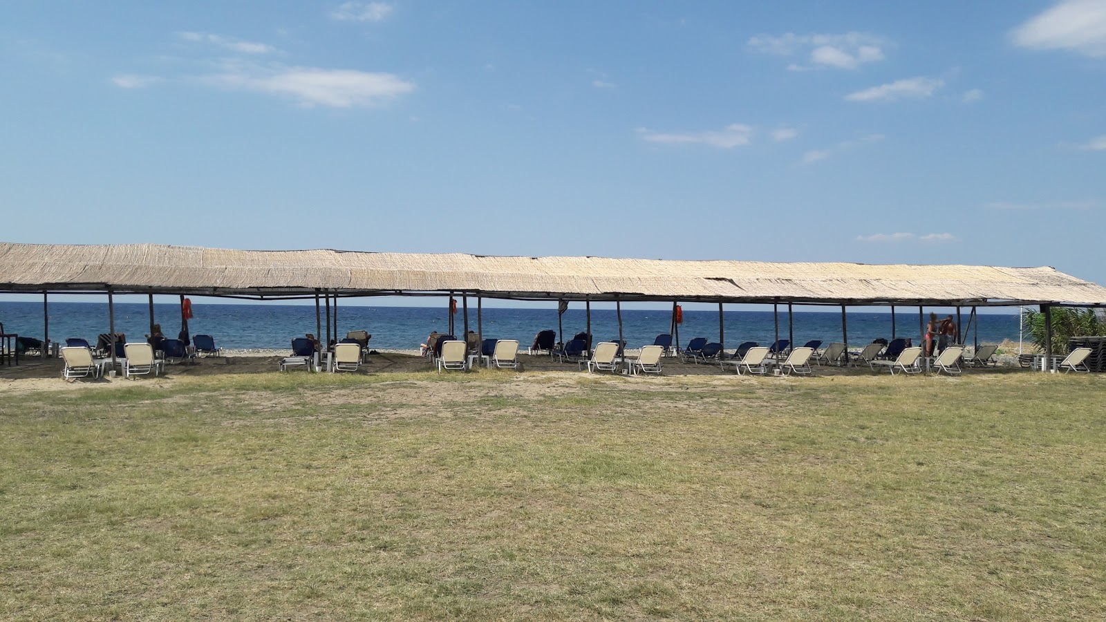 Limnidi beach的照片 带有长直海岸