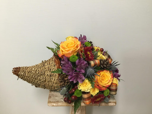 Florist «BloomTown Florist», reviews and photos, 218 W Bay Dr, Largo, FL 33770, USA