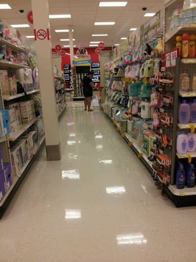 Department Store «Target», reviews and photos, 436 Retail Commons Pkwy, Martinsburg, WV 25403, USA