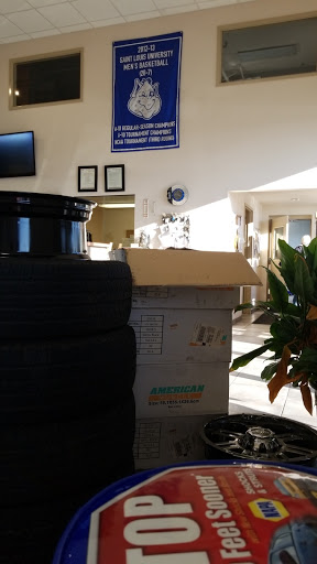 Tire Shop «Riechers Tire and Auto», reviews and photos, 510 Madison Ave, Washington, MO 63090, USA