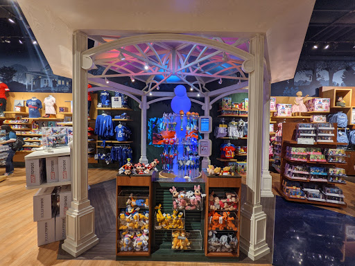 Toy Store «Disney Store», reviews and photos, 4325 Glenwood Ave, Raleigh, NC 27612, USA