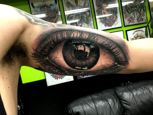 Tattoo Shop «Electric Voodoo Tattoo», reviews and photos, 34 Union Way # A, Vacaville, CA 95687, USA