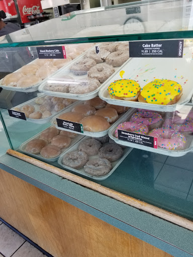 Bakery «Krispy Kreme Doughnuts», reviews and photos, 5504 Plank Rd, Baton Rouge, LA 70805, USA