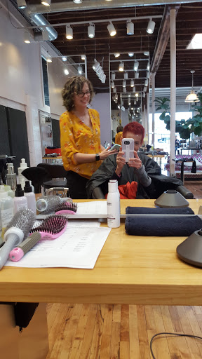 Beauty Salon «Moxie Hair & Body Lounge», reviews and photos, 612 Preston Ave, Charlottesville, VA 22903, USA