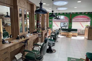 Almas Friseur 2 image