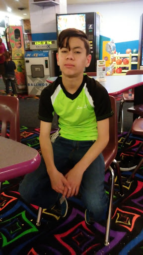 Bowling Alley «Lawn Lanes», reviews and photos, 6750 S Pulaski Rd, Chicago, IL 60629, USA