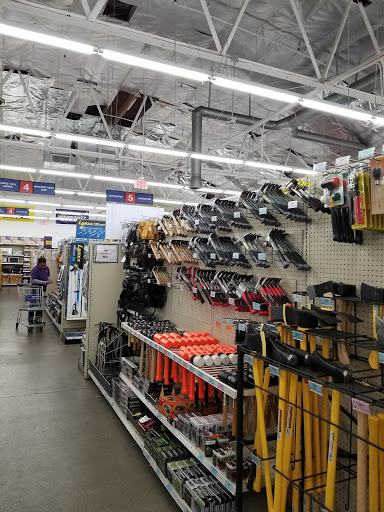 Hardware Store «Harbor Freight Tools», reviews and photos, 1349 N Blackstone Ave, Fresno, CA 93703, USA