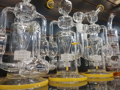 Tobacco Shop «Waves Smoke & Vapes», reviews and photos, 6740 E University Dr #103, Mesa, AZ 85205, USA