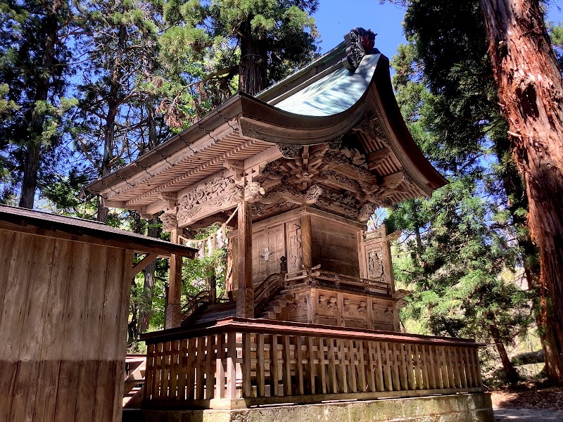 諏訪神社 山形県川西町上小松 神社 神社 グルコミ