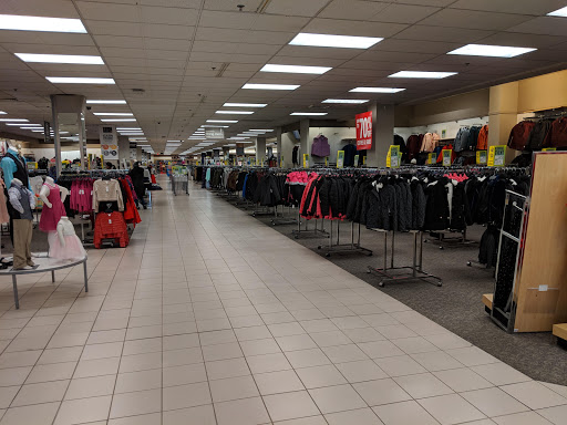 Department Store «Sears», reviews and photos, 50 Mall Dr W, Jersey City, NJ 07310, USA
