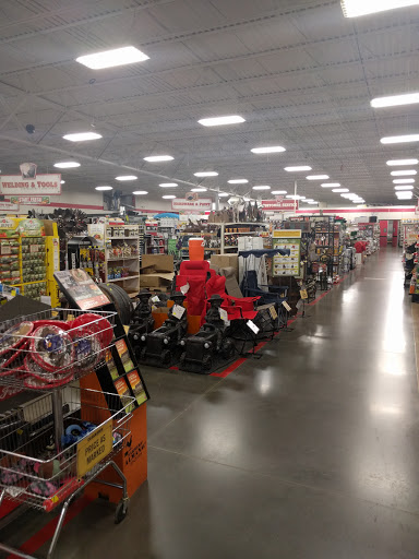 Home Improvement Store «Tractor Supply Co.», reviews and photos, 911 Center Point Rd, Hendersonville, TN 37075, USA