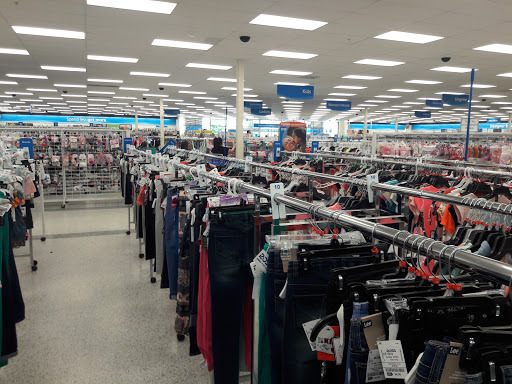 Clothing Store «Ross Dress for Less», reviews and photos, 2151 N Harris Blvd, Layton, UT 84041, USA