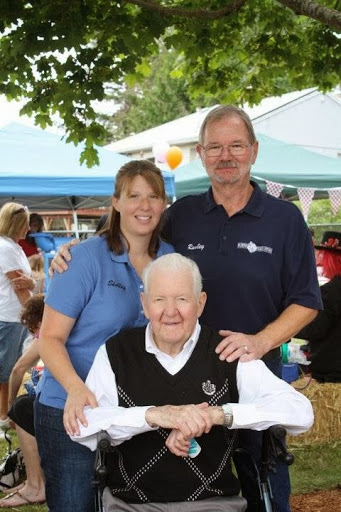 Animal Feed Store «Burns Feed Store», reviews and photos, 29215 SE Orient Dr, Gresham, OR 97080, USA