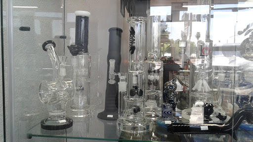 Tobacco Shop «E-Clouds Vape and Smoke Shop», reviews and photos, 1253 S Hacienda Blvd, Hacienda Heights, CA 91745, USA