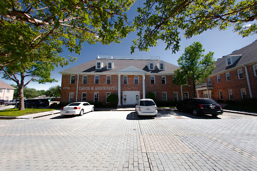 Immigration Attorney «Davis & Associates», reviews and photos