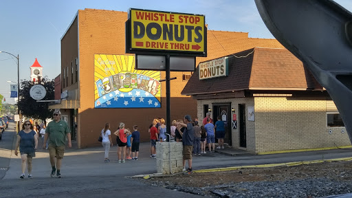 Donut Shop «Whistlestop Donuts», reviews and photos, 420 E 9th St, Hopkinsville, KY 42240, USA