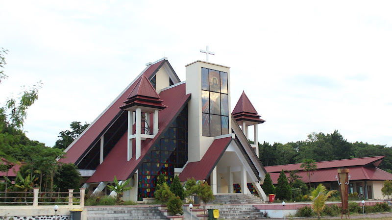 PATUNG YESUS PULAU MANSINAM