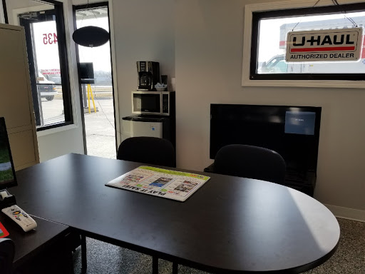 Self-Storage Facility «Adventureland Drive self storage», reviews and photos, 435 Adventureland Dr NE, Altoona, IA 50009, USA