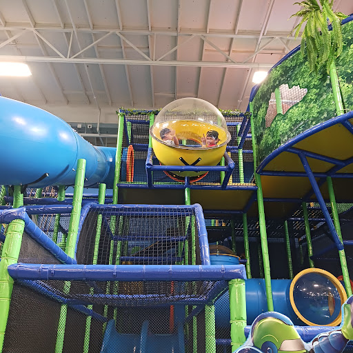 Shopping Mall «Country Club Plaza», reviews and photos, 2310 Watt Ave, Sacramento, CA 95825, USA