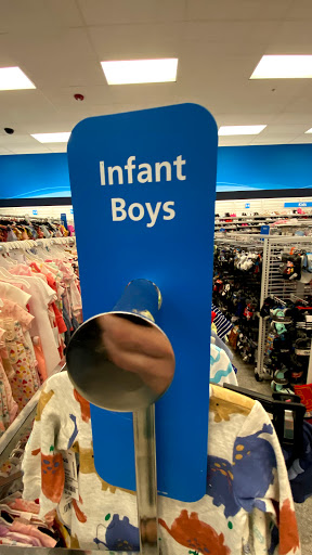 Clothing Store «Ross Dress for Less», reviews and photos, 3300 S Glenstone Ave, Springfield, MO 65804, USA