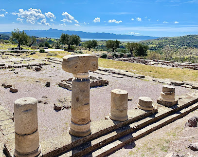 Αρχαιολογικός Χώρος Αιολικού Iερού Απόλλωνος στην Κλοπεδή