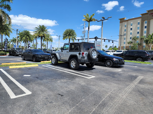 Car Dealer «Joey Accardi Chrysler, Dodge, Jeep, Ram», reviews and photos, 909 S Federal Hwy, Pompano Beach, FL 33062, USA