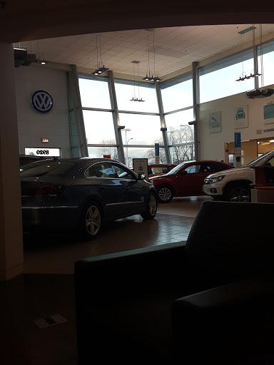Volkswagen Dealer «Mike Haggerty VW», reviews and photos, 8920 S Cicero Ave, Oak Lawn, IL 60453, USA