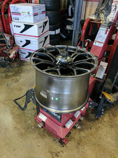 Tire Shop «Discount Tire Store - Plano, TX», reviews and photos, 8700 Ohio Dr, Plano, TX 75024, USA