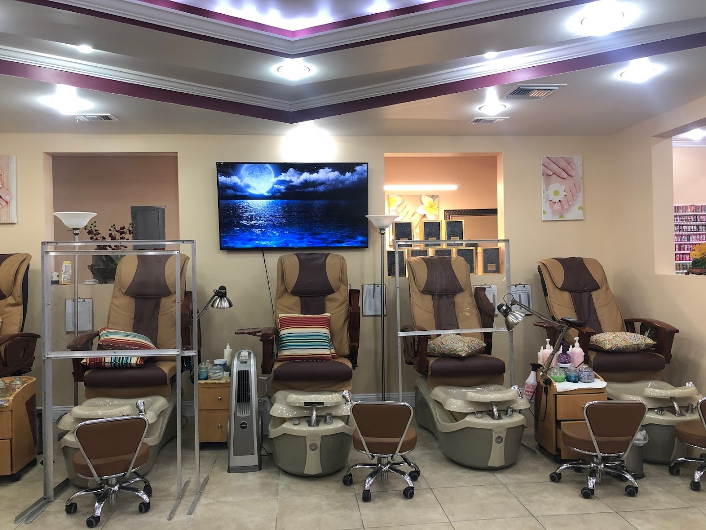 Crystal Nail Spa