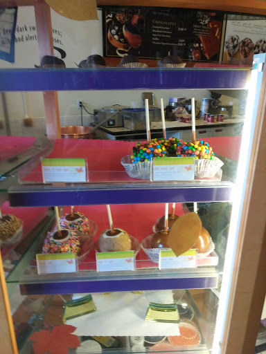 Ice Cream Shop «Cold Stone Creamery», reviews and photos, 1718 Hill Rd N #107, Pickerington, OH 43147, USA