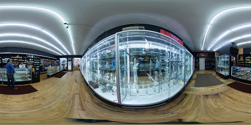 Tobacco Shop «BLUE MOON SMOKE SHOP», reviews and photos, 896 Massachusetts Ave, Cambridge, MA 02139, USA