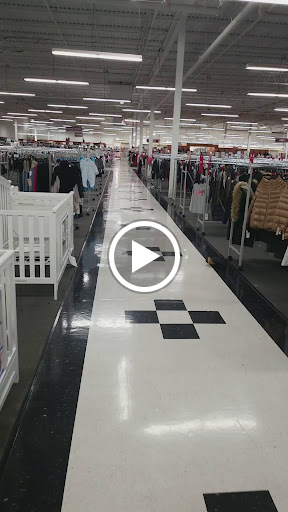Clothing Store «Burlington Coat Factory», reviews and photos, 370 US-130, Hightstown, NJ 08520, USA