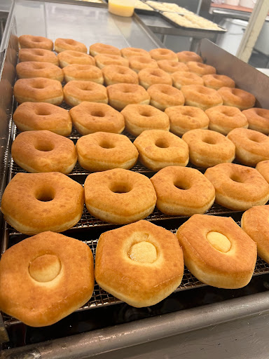 Donut Shop «Shipley Do-Nuts», reviews and photos, 1500 W Hebron Pkwy #100, Carrollton, TX 75010, USA
