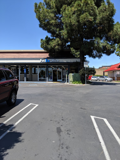 Print Shop «FedEx Office Print & Ship Center», reviews and photos, 560 E El Camino Real Suite B, Sunnyvale, CA 94087, USA