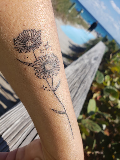 Tattoo Shop «Salvation Tattoo Lounge», reviews and photos, 1302 N University Dr, Coral Springs, FL 33071, USA