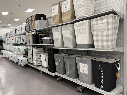 Clothing Store «Burlington Coat Factory», reviews and photos, 100 W Kemper Rd, Springdale, OH 45246, USA